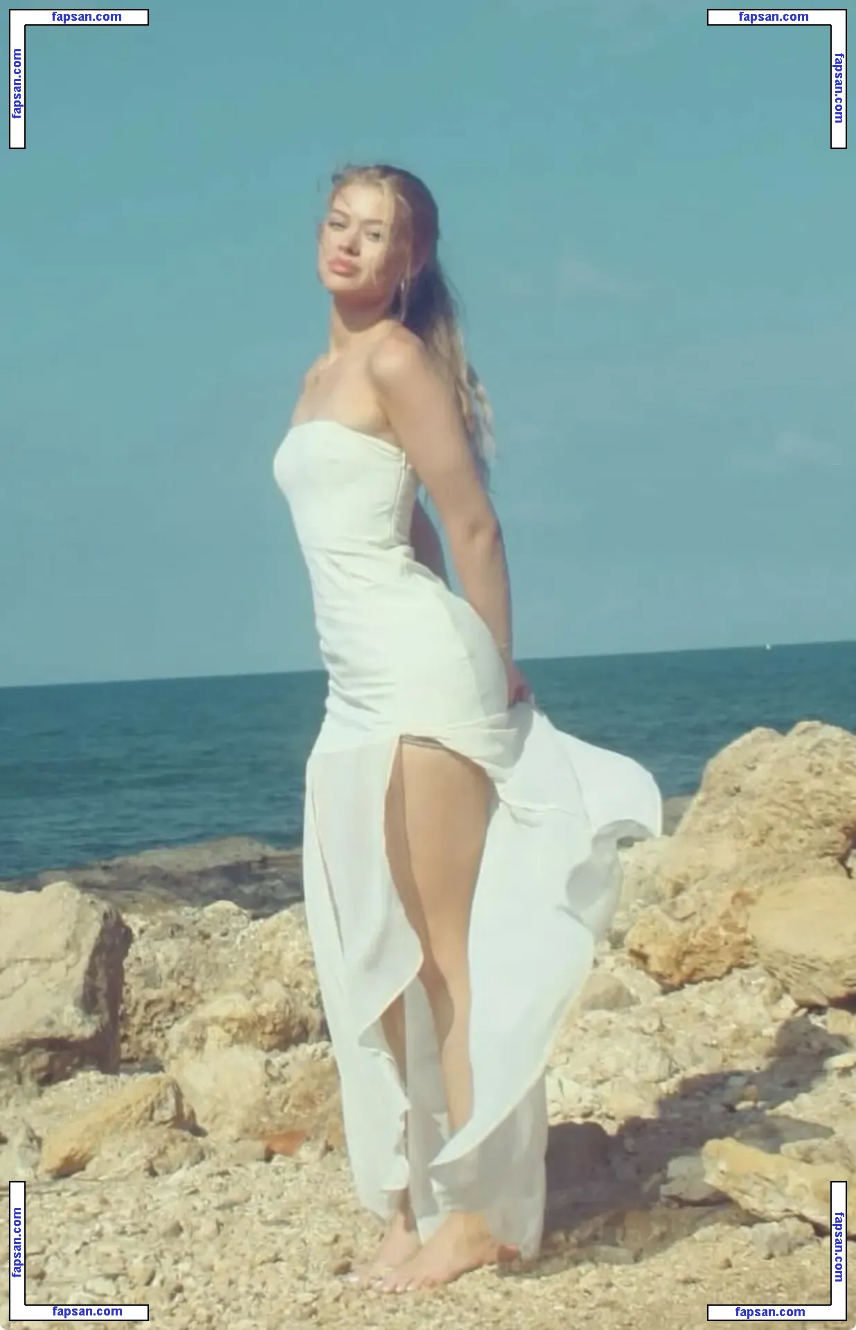 Brenna Brigman голая фото #0014 с Онлифанс