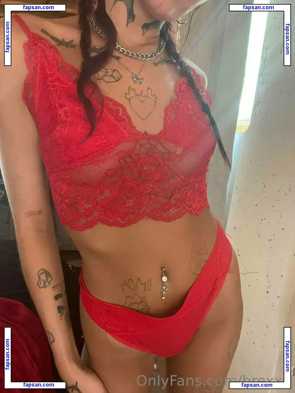 brexxo nude photo #0103 from OnlyFans