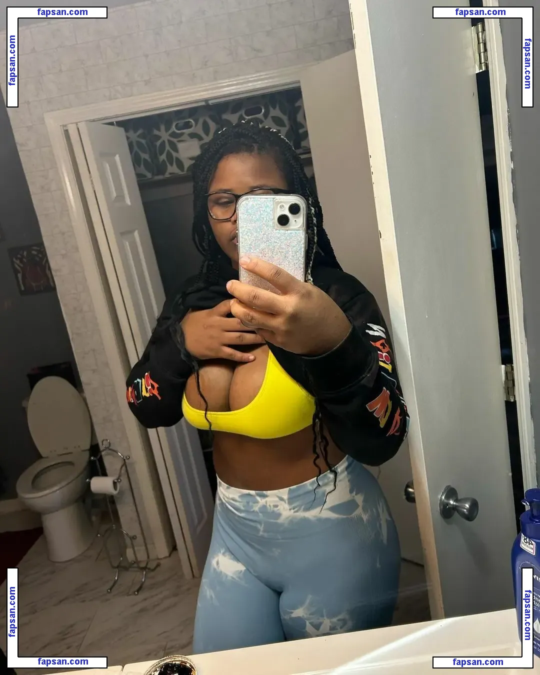 Brezilla_san nude photo #0011 from OnlyFans