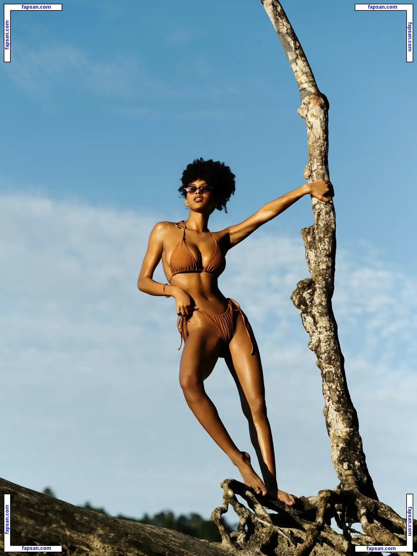 Briana Smith nude photo #0198 from OnlyFans