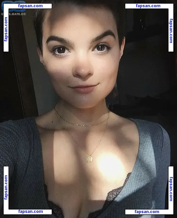 Brianna Hildebrand nude photo #0040 from OnlyFans