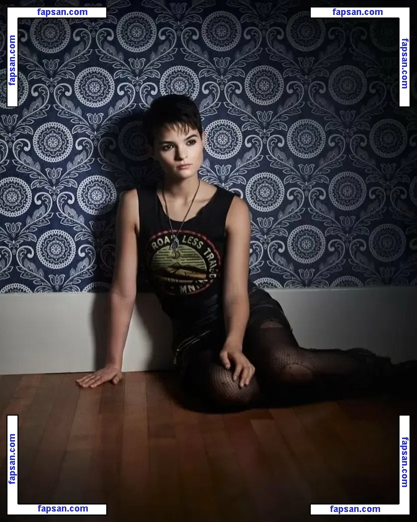 Brianna Hildebrand nude photo #0041 from OnlyFans
