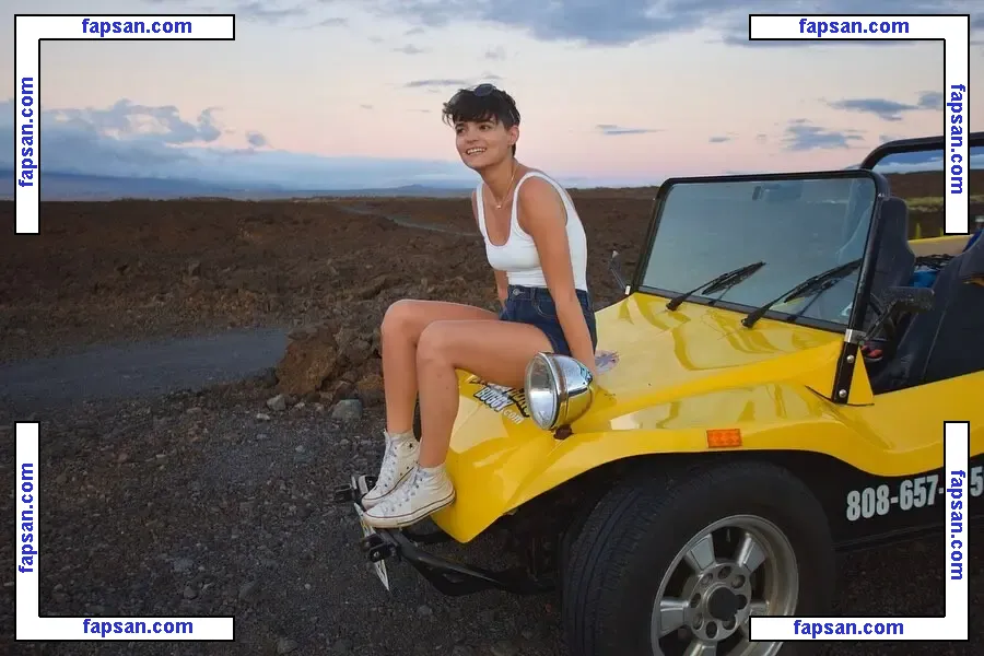 Brianna Hildebrand голая фото #0048 с Онлифанс