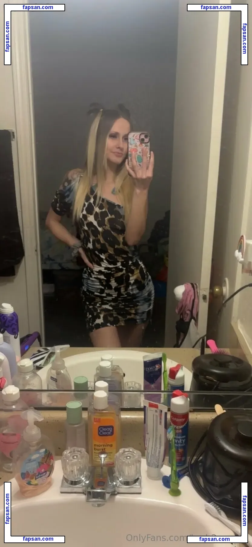 brib2saucey nude photo #0004 from OnlyFans