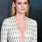 Brie Larson голая #0423