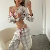briellatate голая #0009
