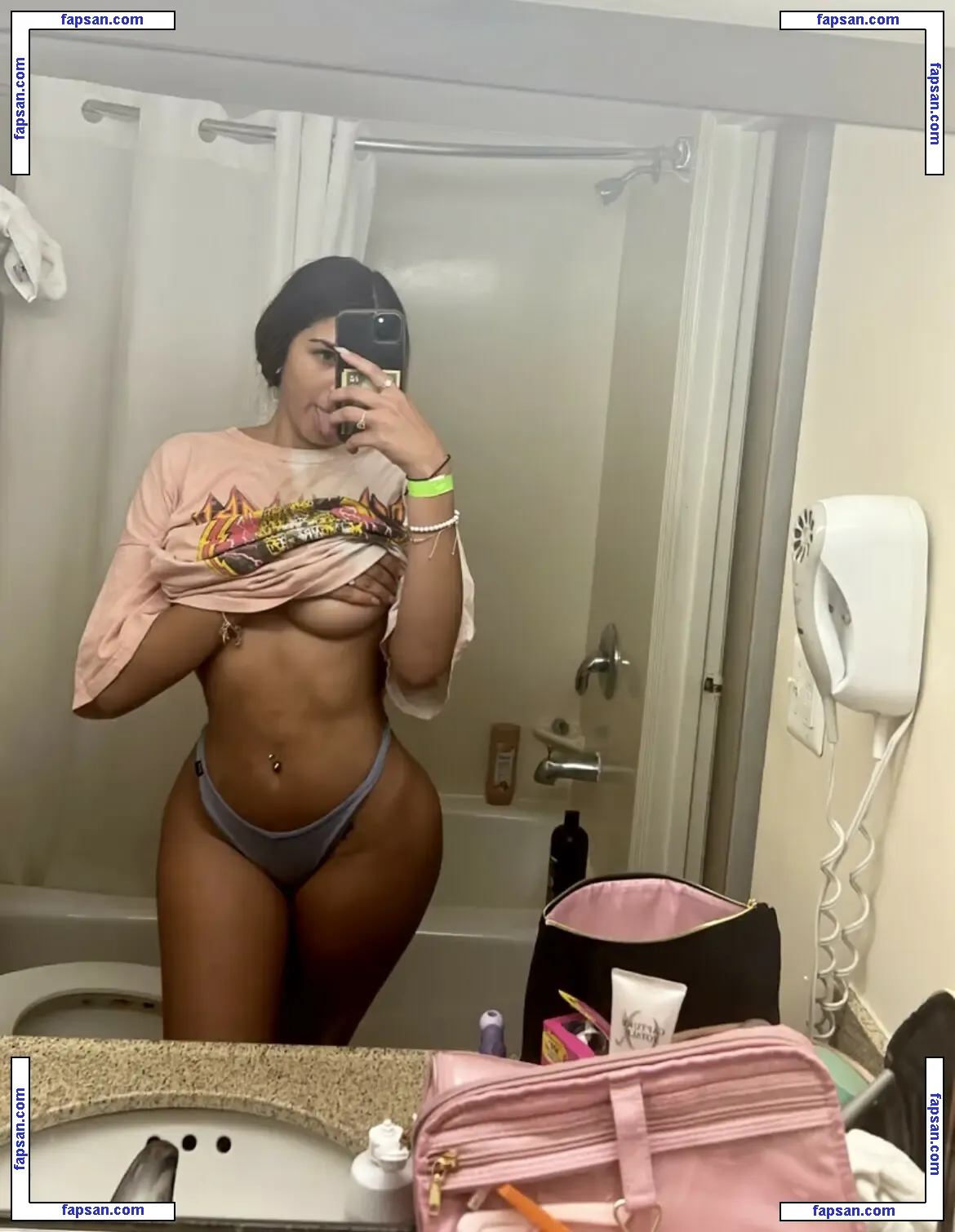 briiellas nude photo #0034 from OnlyFans