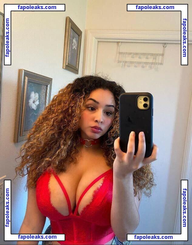 brimercado14 / bri__onepiece12 / bri_mercado nude photo #0007 from OnlyFans