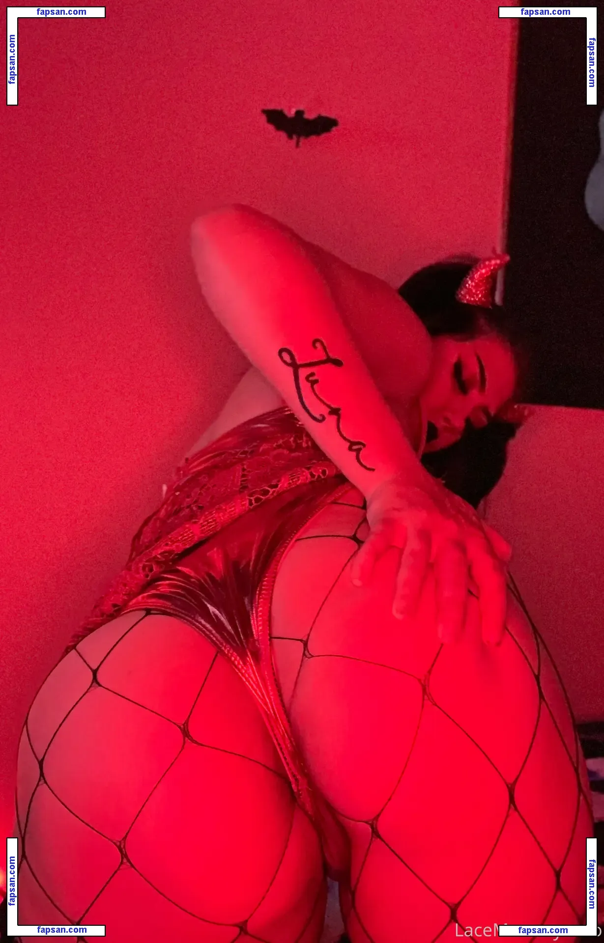 bring_me_kat nude photo #0001 from OnlyFans