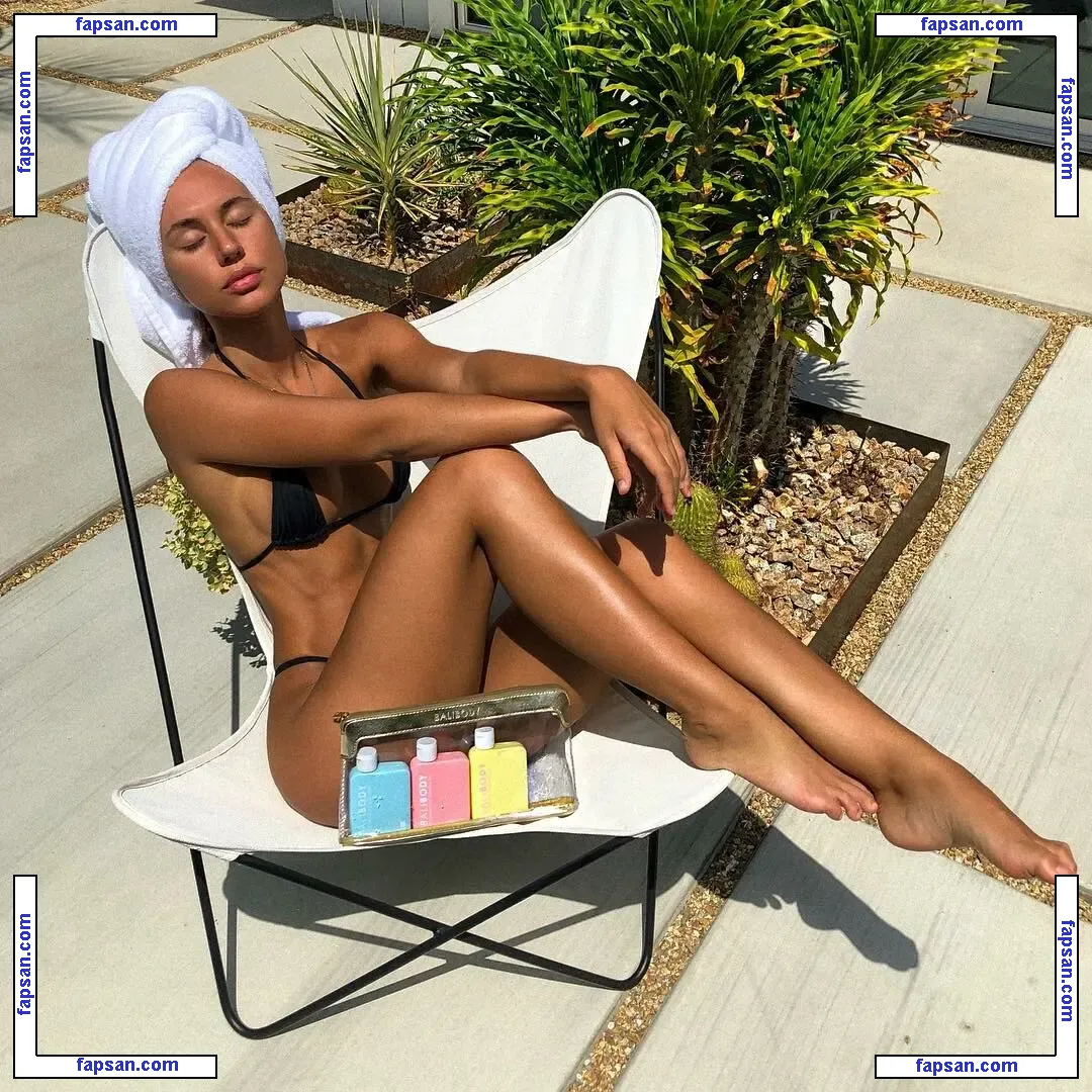 Brit Manuela голая фото #1265 с Онлифанс