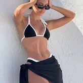 Brit Manuela голая #1246