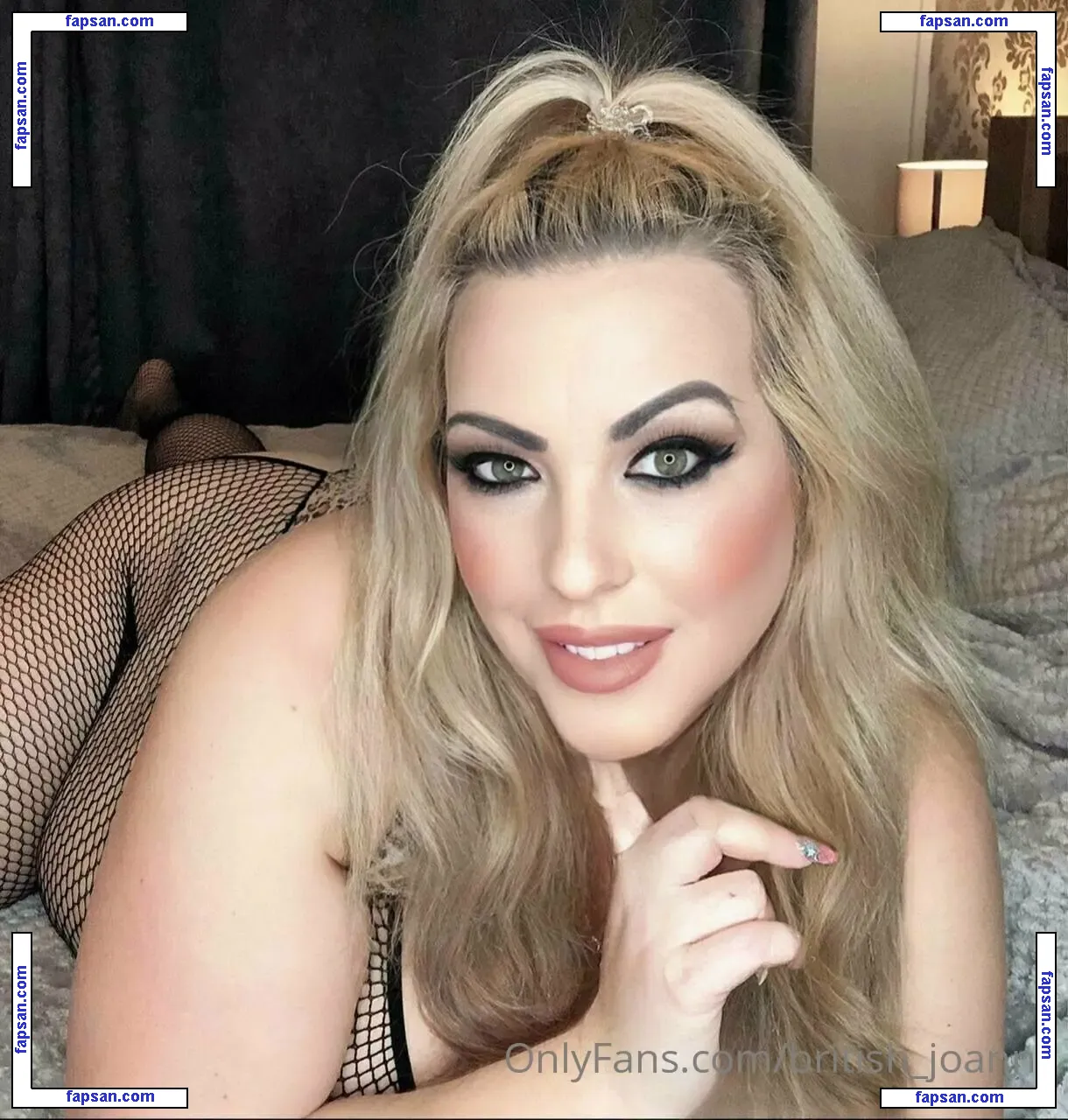 British Joanna nude photo #0186 from OnlyFans