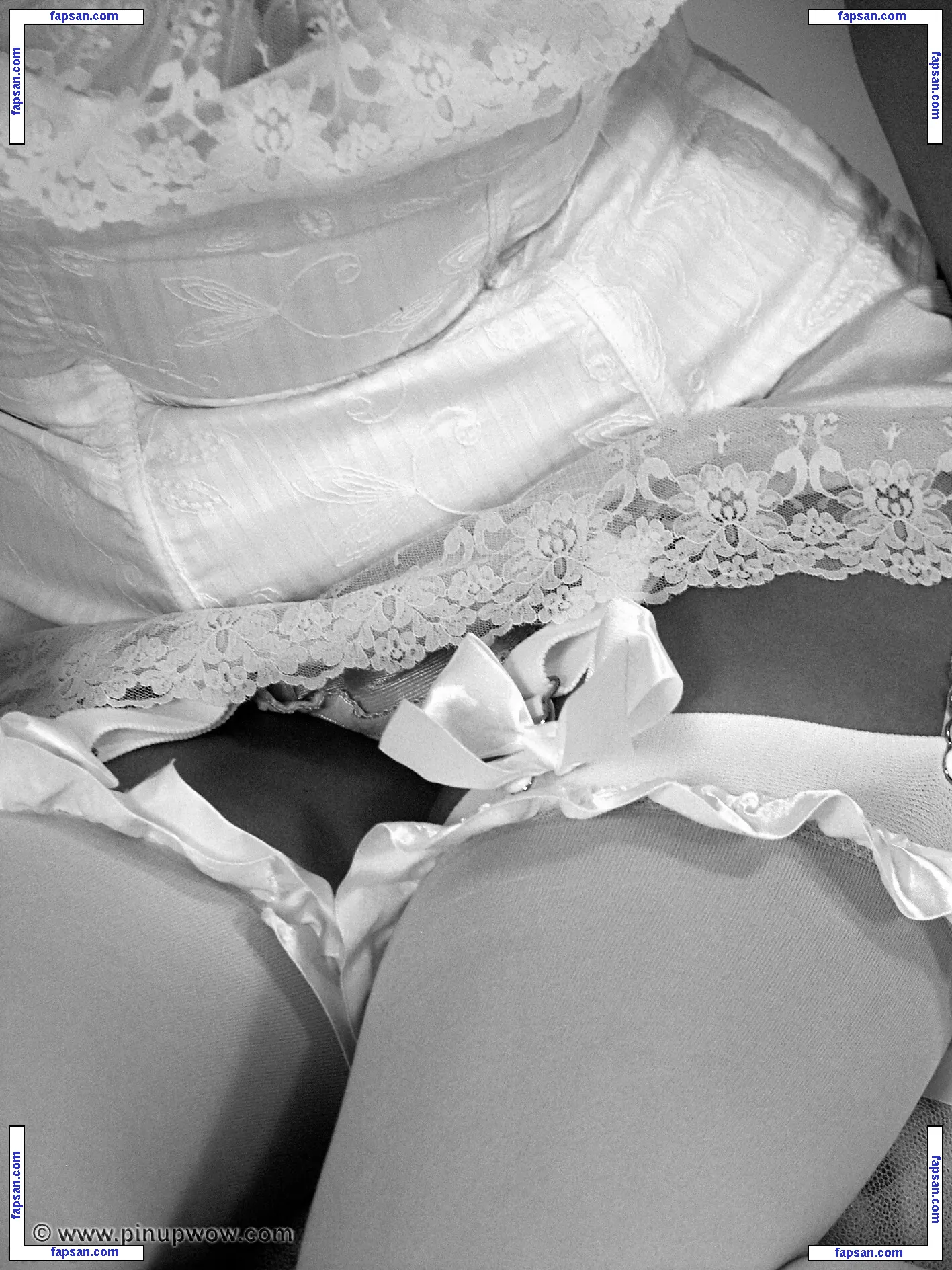 British Model Cally голая фото #0034 с Онлифанс