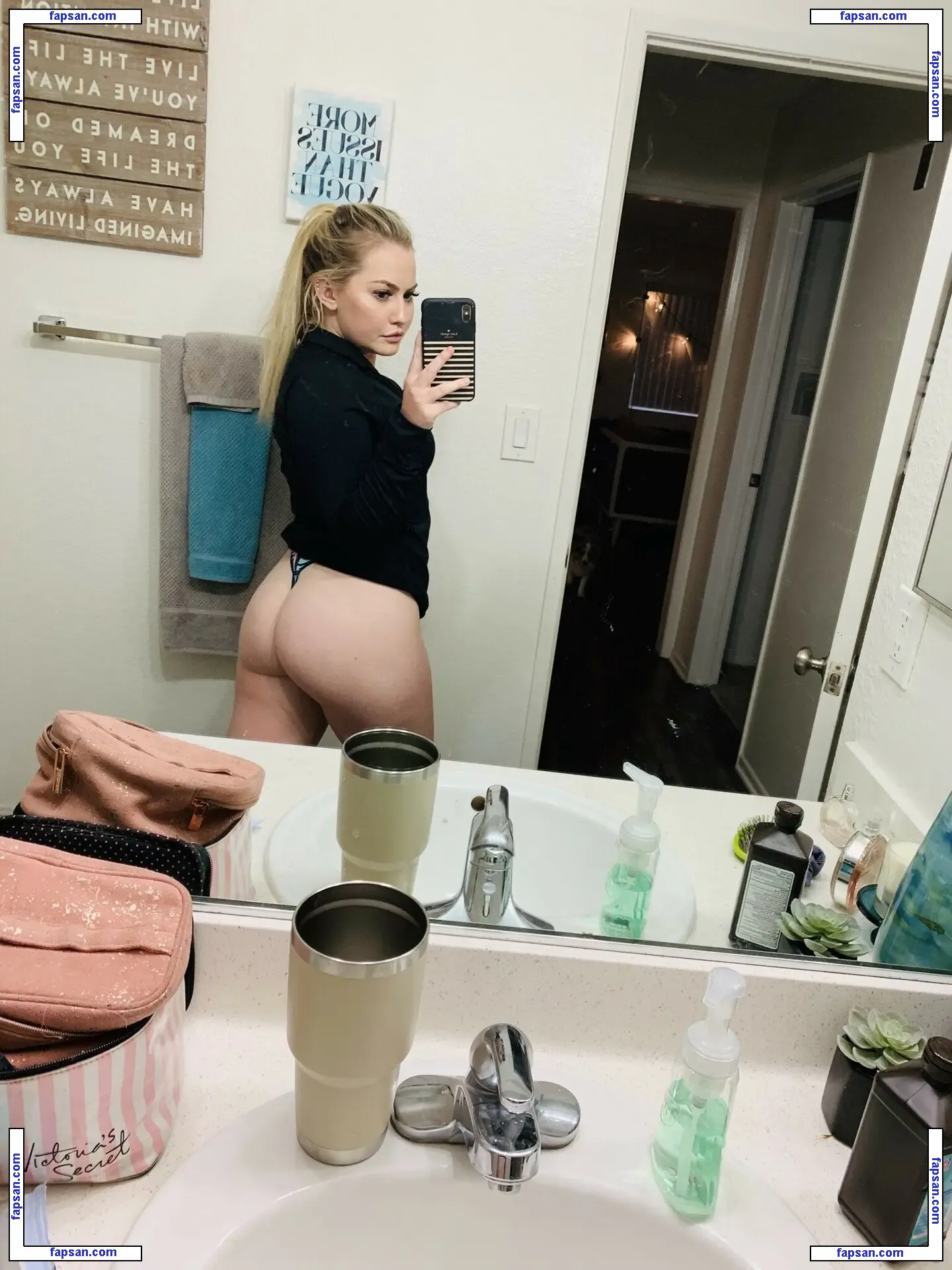 Britney Light nude photo #0082 from OnlyFans