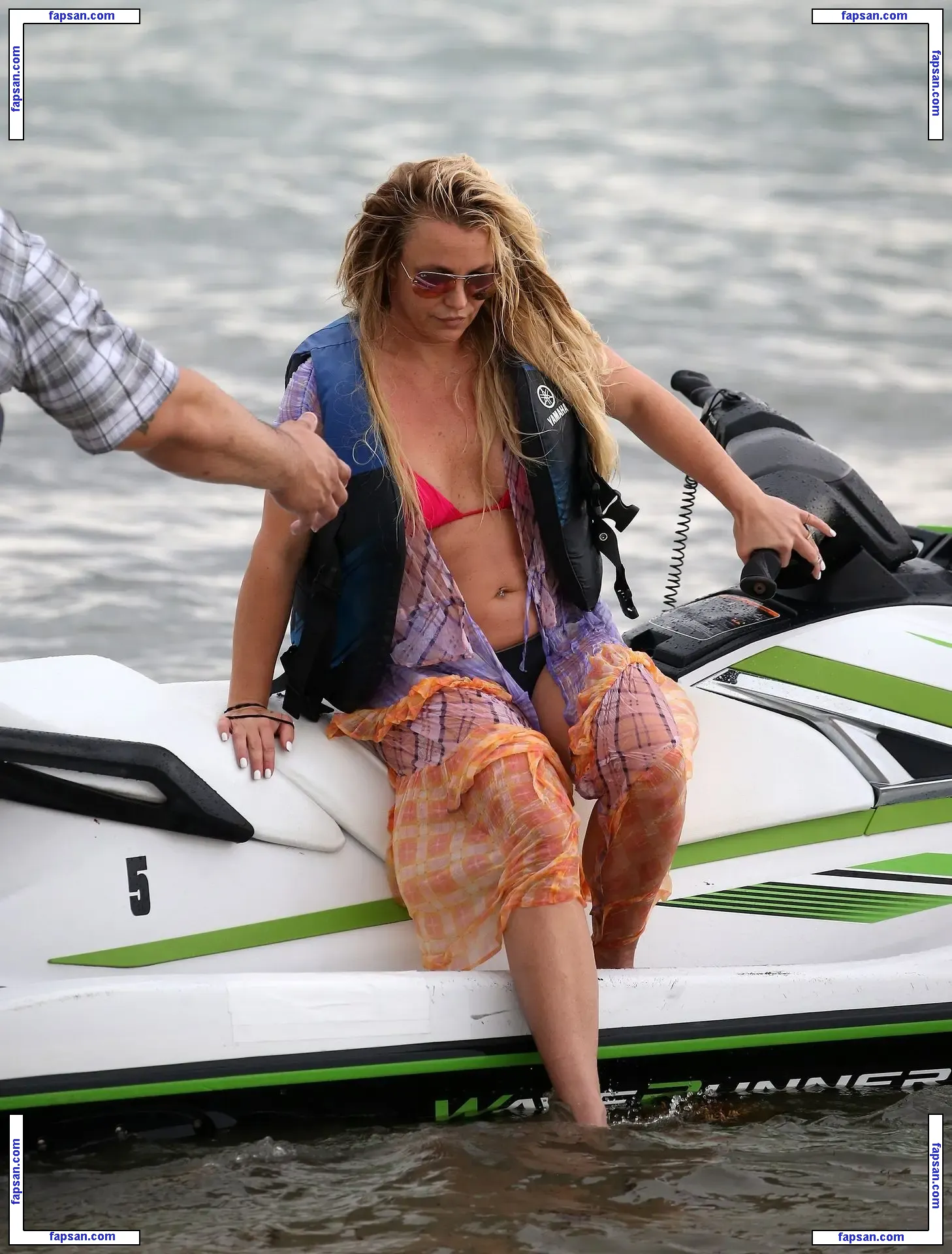 Britney Spears nude photo #2298 from OnlyFans