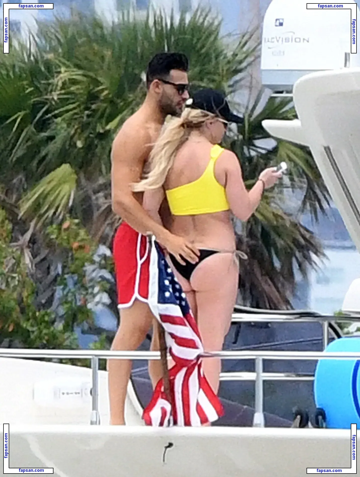 Britney Spears nude photo #2395 from OnlyFans