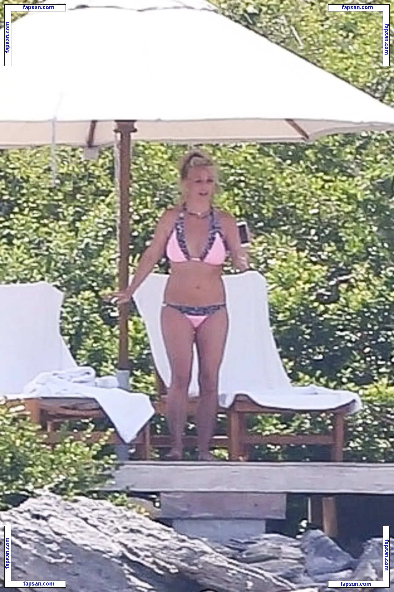 Britney Spears nude photo #2617 from OnlyFans