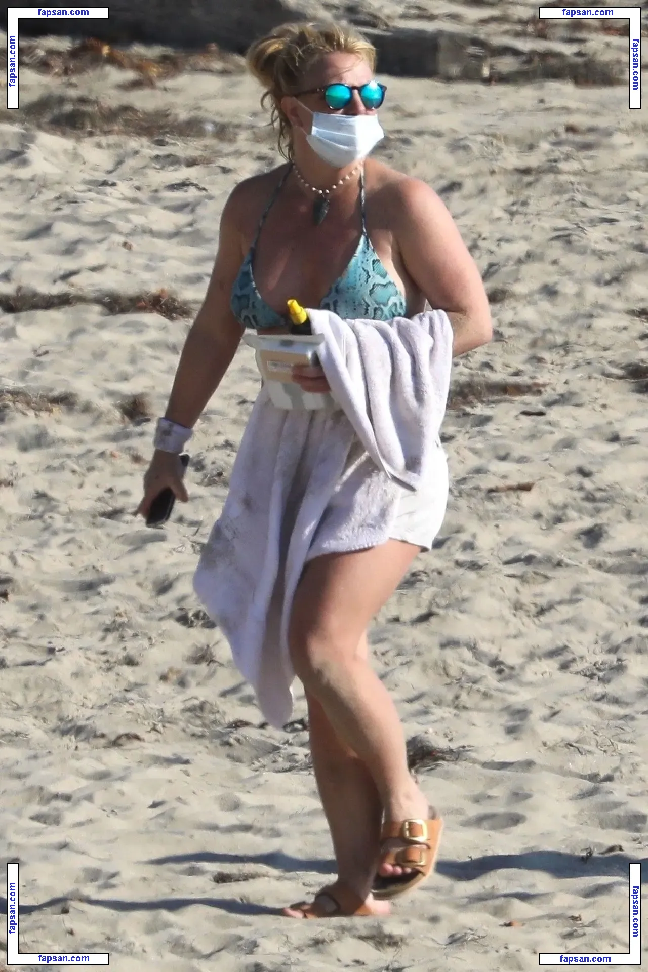 Britney Spears nude photo #2918 from OnlyFans