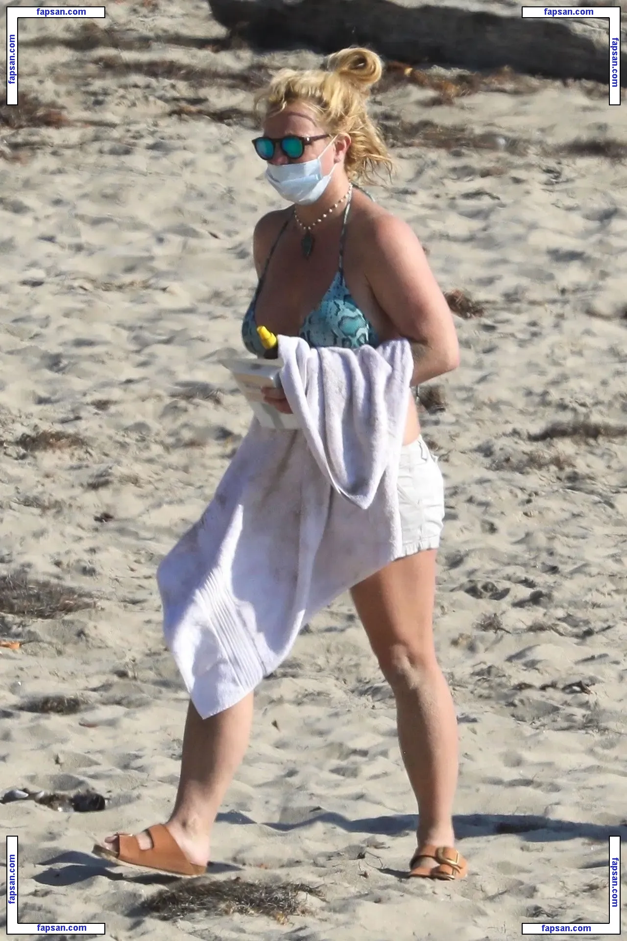 Britney Spears nude photo #2922 from OnlyFans