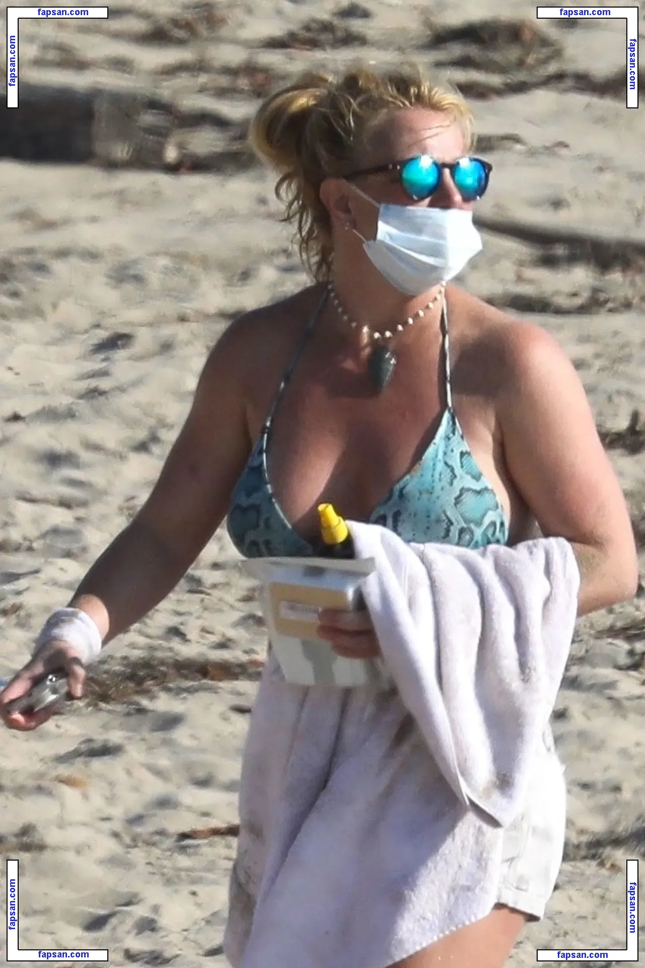 Britney Spears nude photo #2936 from OnlyFans