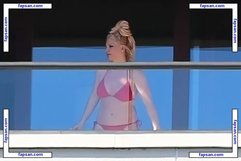 Britney Spears nude photo #3034 from OnlyFans
