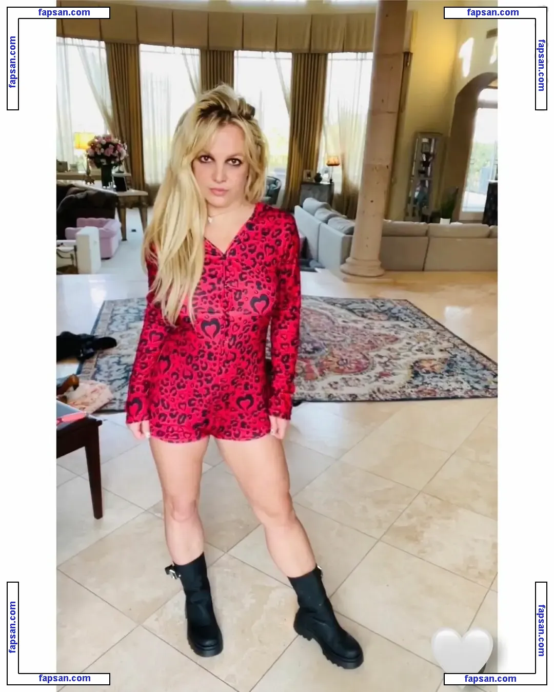 Britney Spears nude photo #3813 from OnlyFans