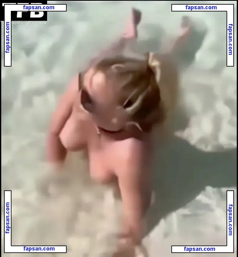 Britney Spears nude photo #4809 from OnlyFans
