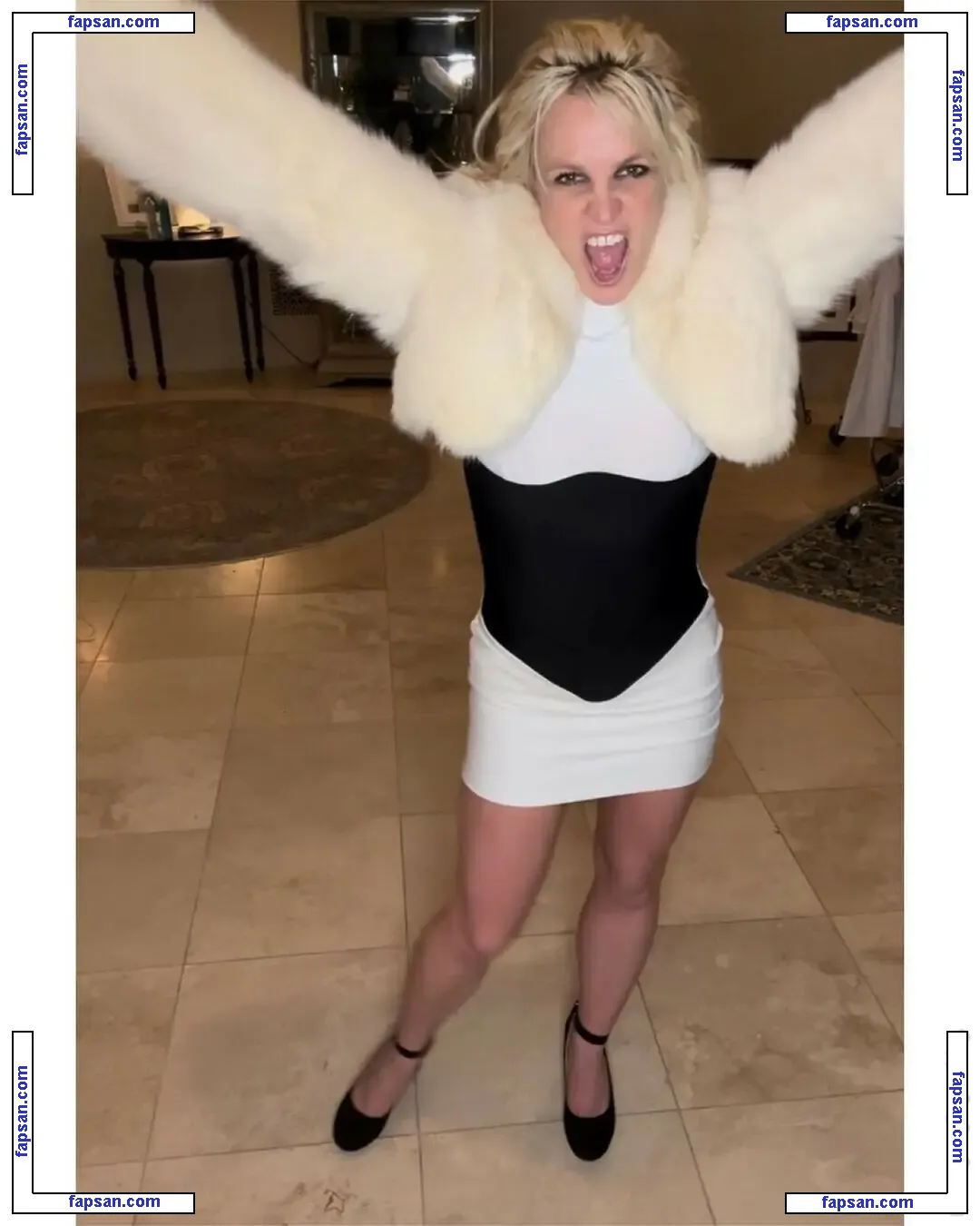 Britney Spears nude photo #4906 from OnlyFans