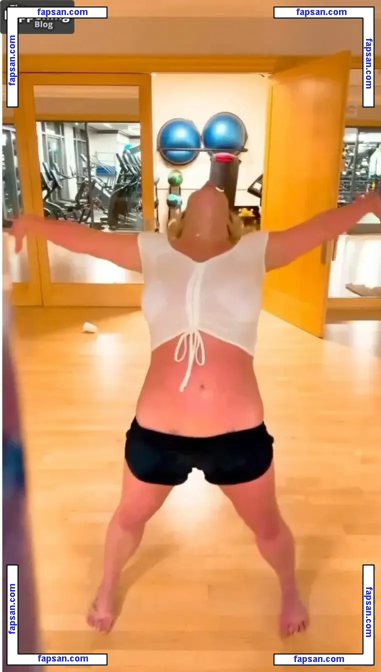 Britney Spears nude photo #5078 from OnlyFans