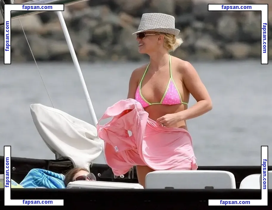 Britney Spears nude photo #5396 from OnlyFans