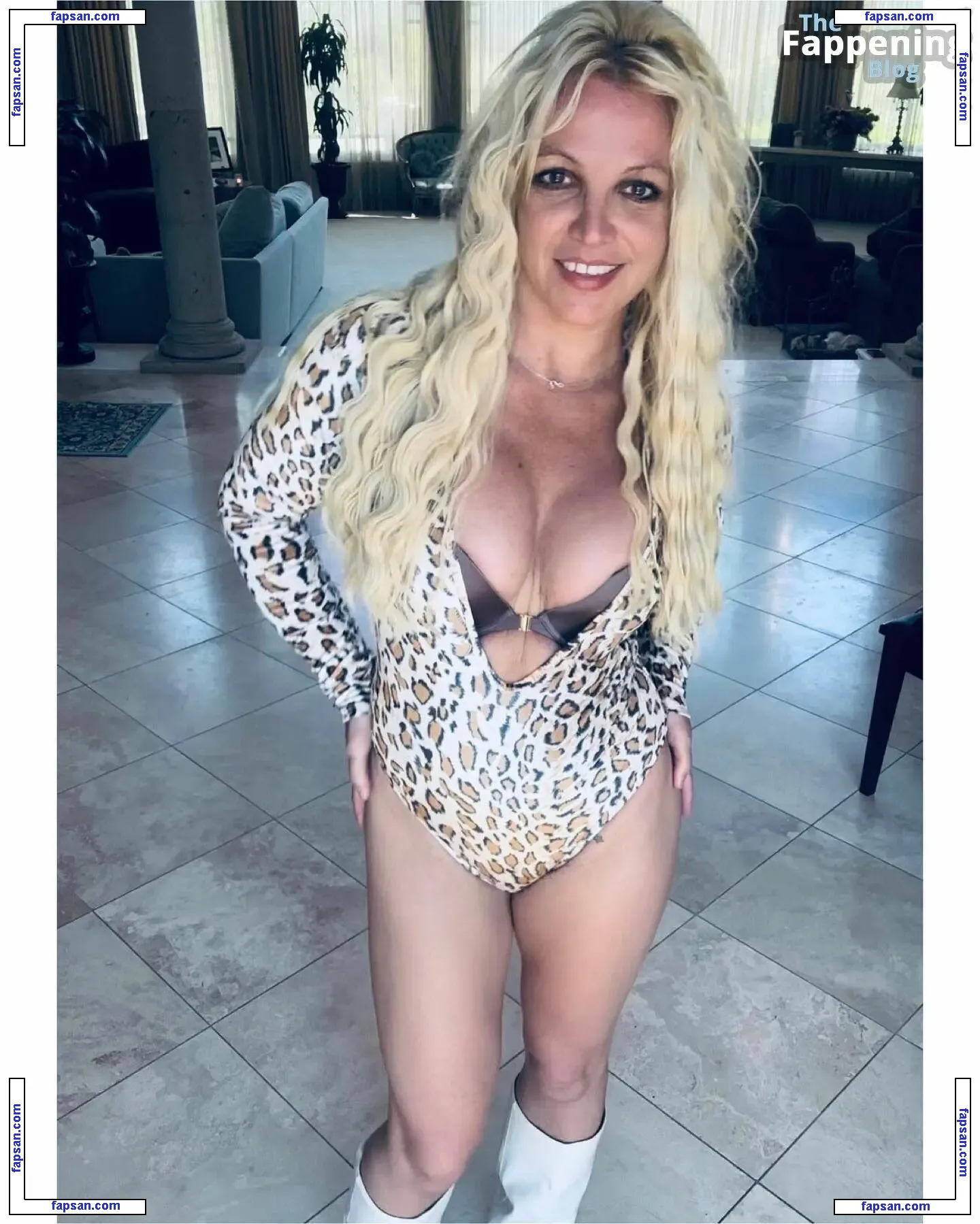 Britney Spears nude photo #5557 from OnlyFans