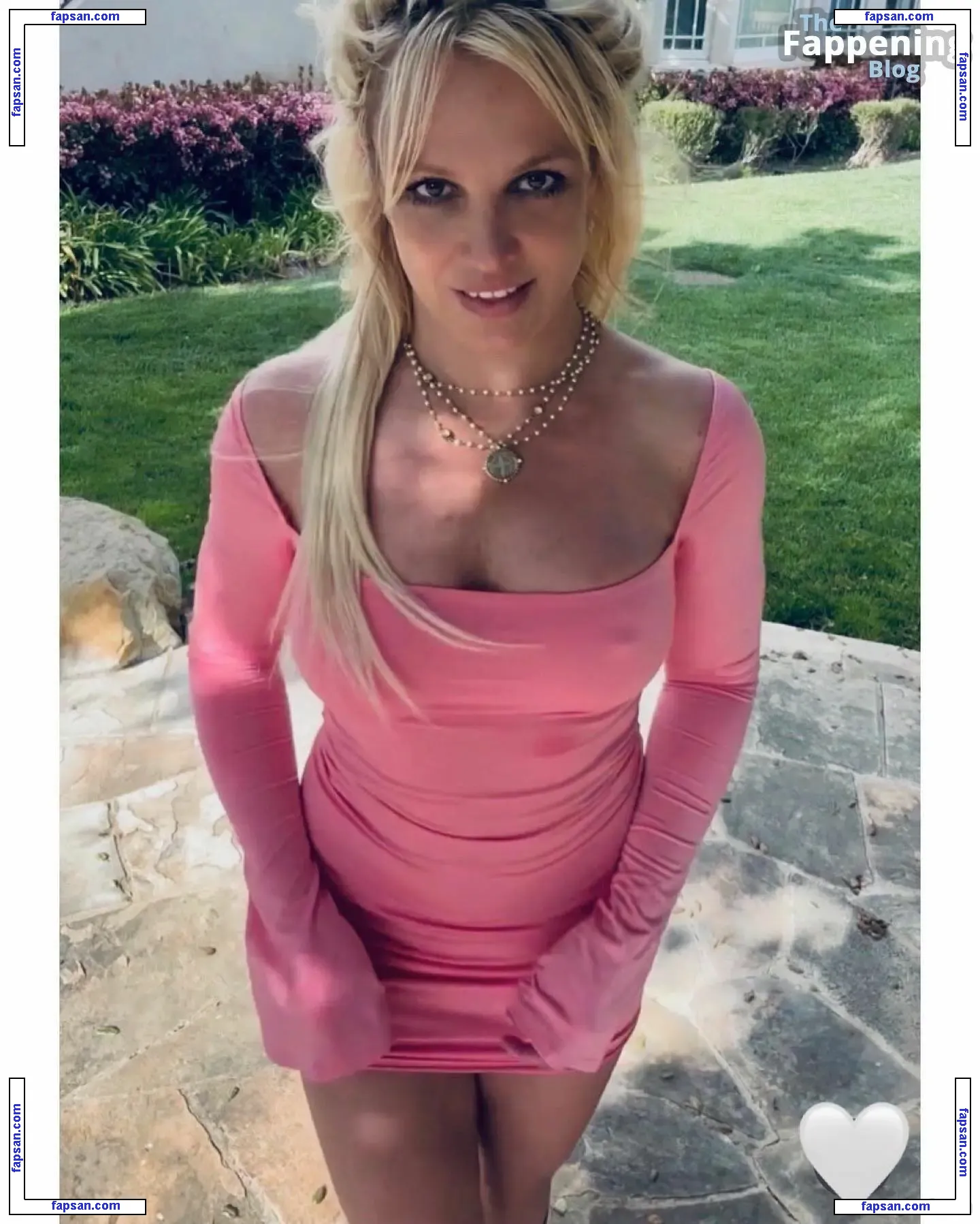 Britney Spears nude photo #5558 from OnlyFans