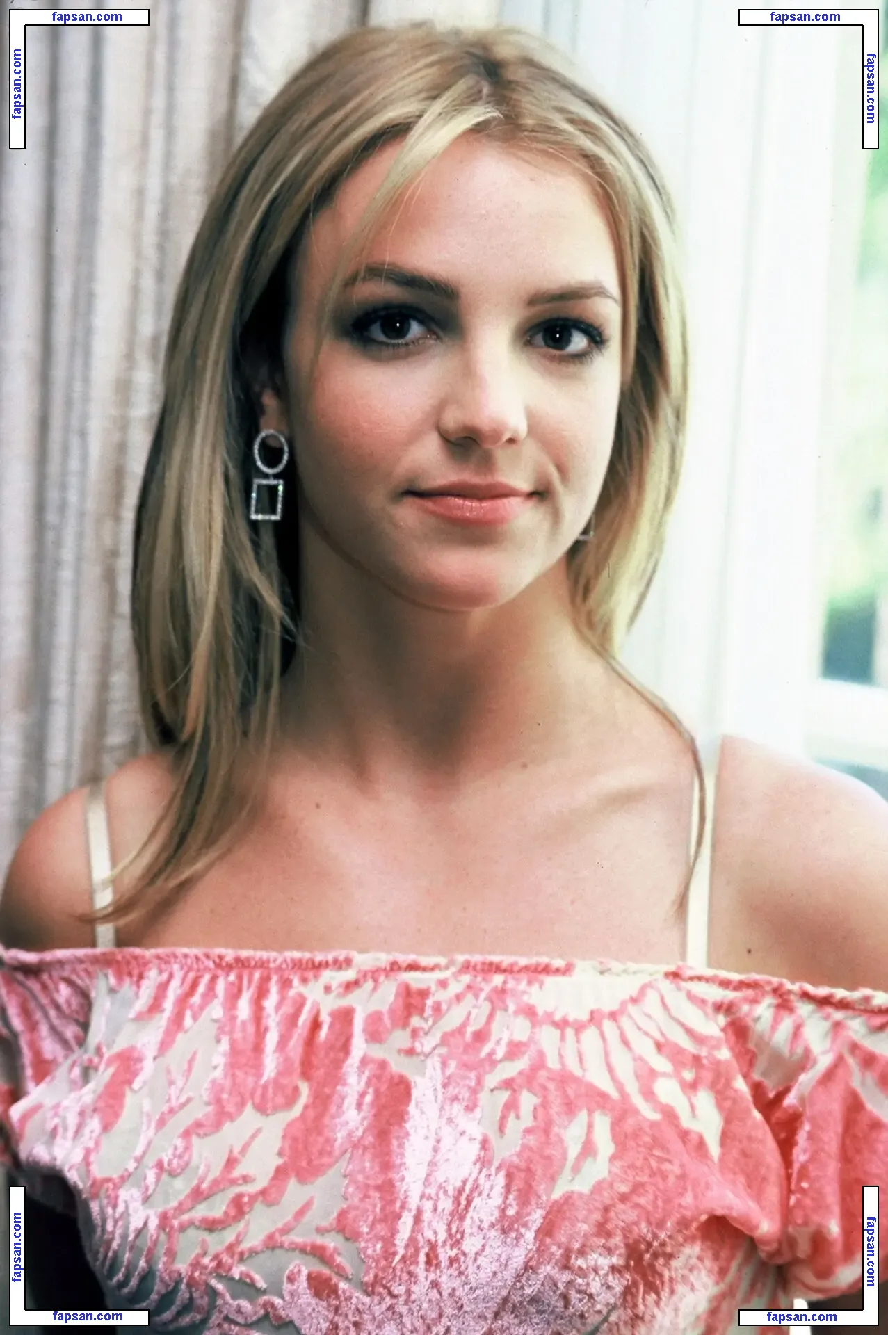 Britney Spears nude photo #5976 from OnlyFans