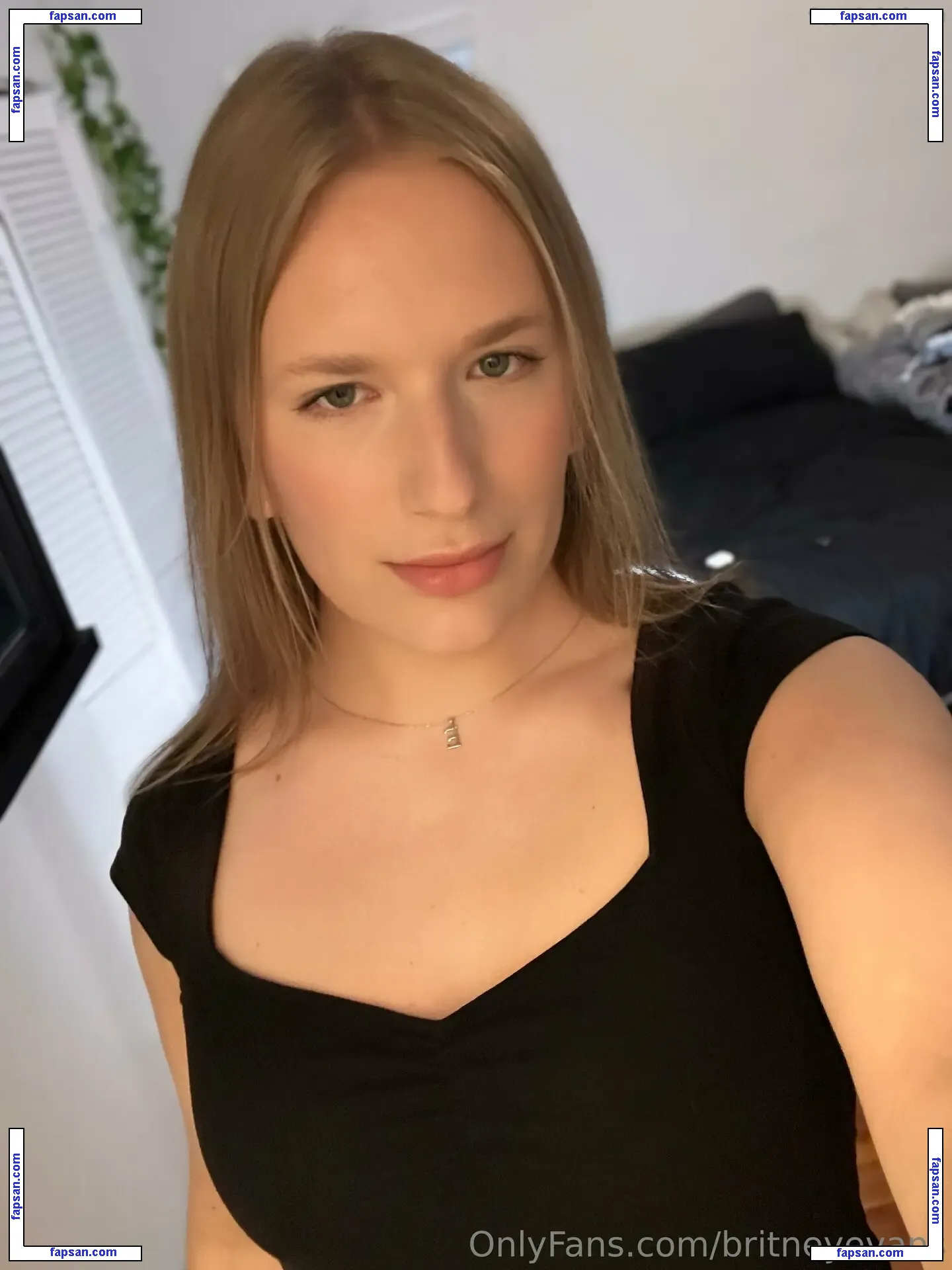 britneyevans nude photo #0013 from OnlyFans