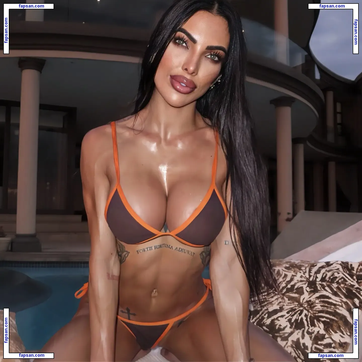 Britt Dercksen nude photo #0022 from OnlyFans