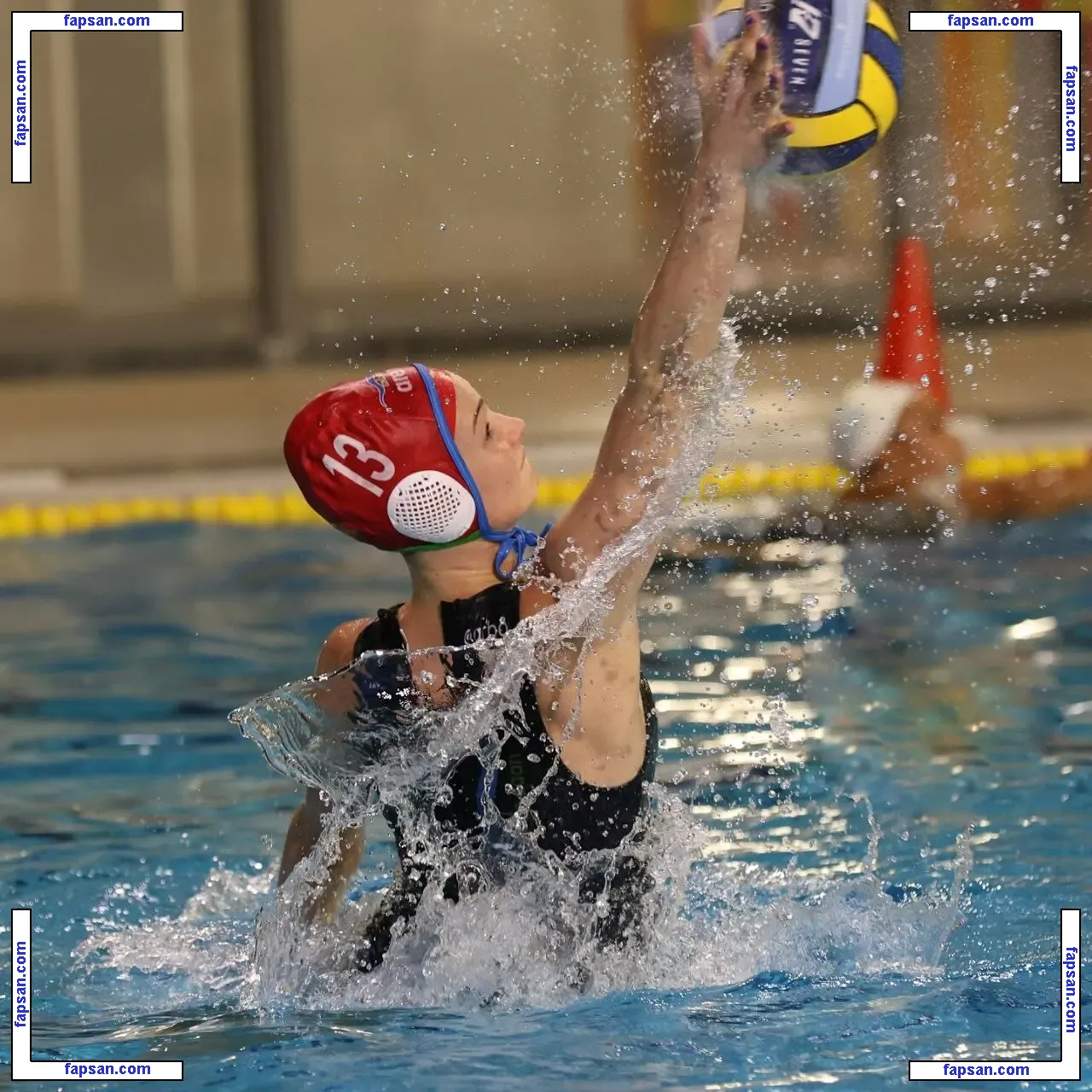 Britt Van Den nude photo #0003 from OnlyFans