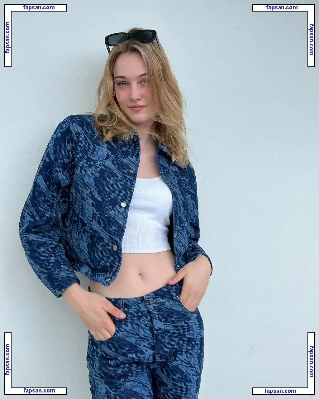 Britt Van Den nude photo #0011 from OnlyFans