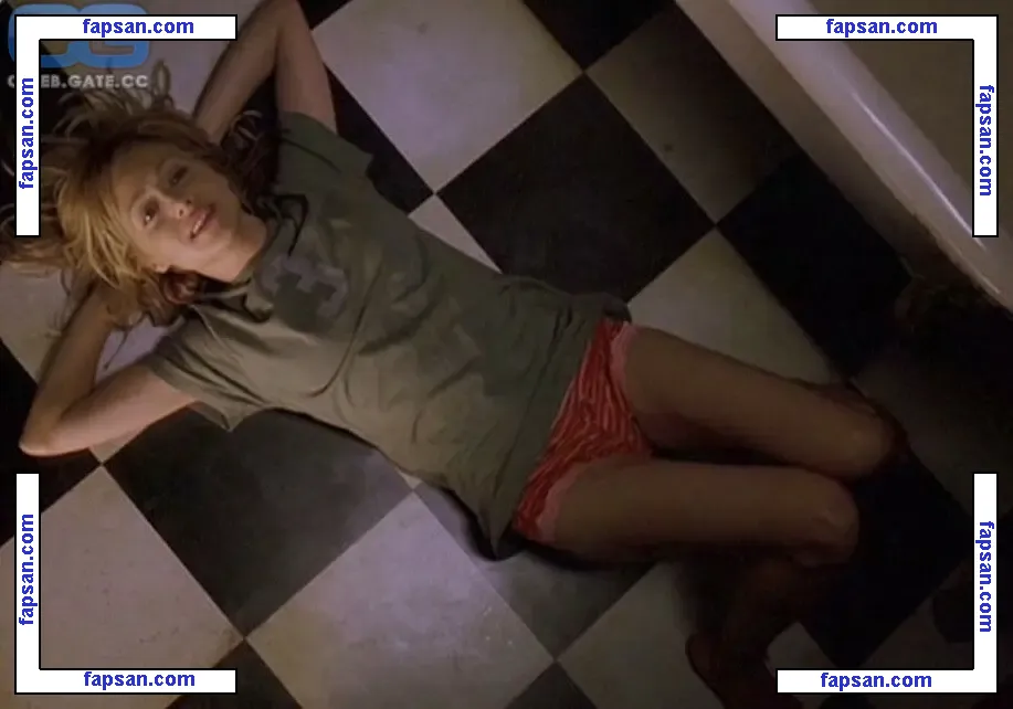 Brittany Murphy голая фото #0269 с Онлифанс