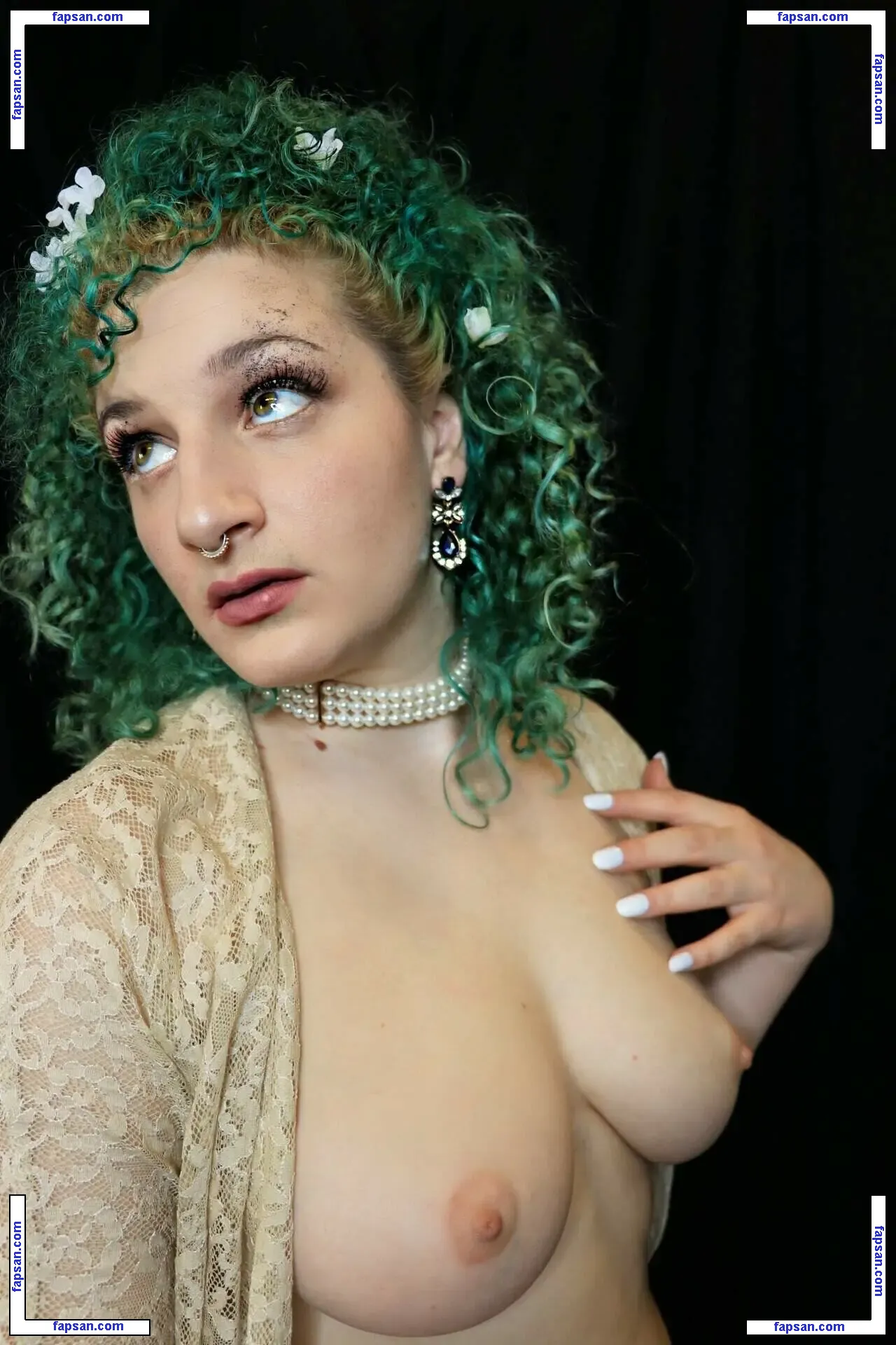 Brittany Simon nude photo #0032 from OnlyFans