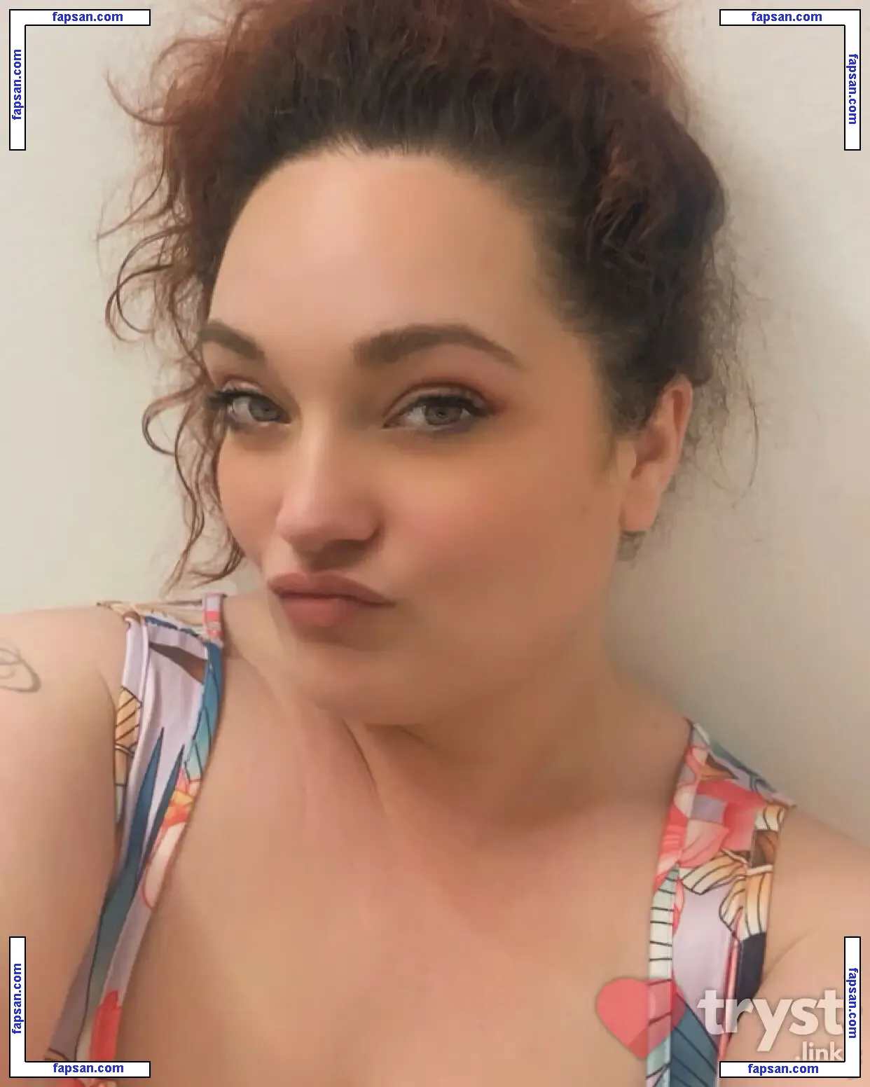 brittanykentucky голая фото #0004 с Онлифанс