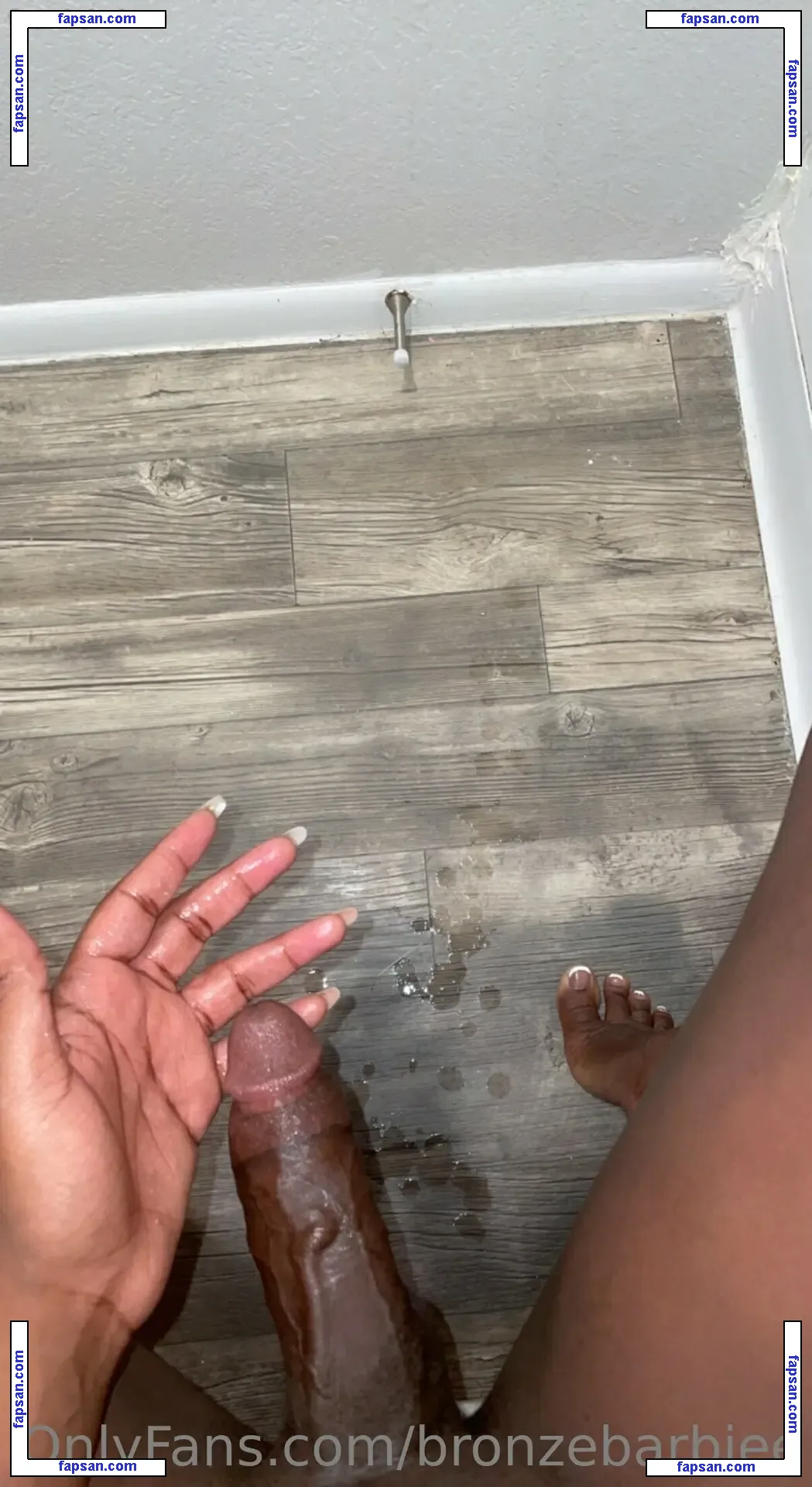 bronzebarbiee nude photo #0024 from OnlyFans