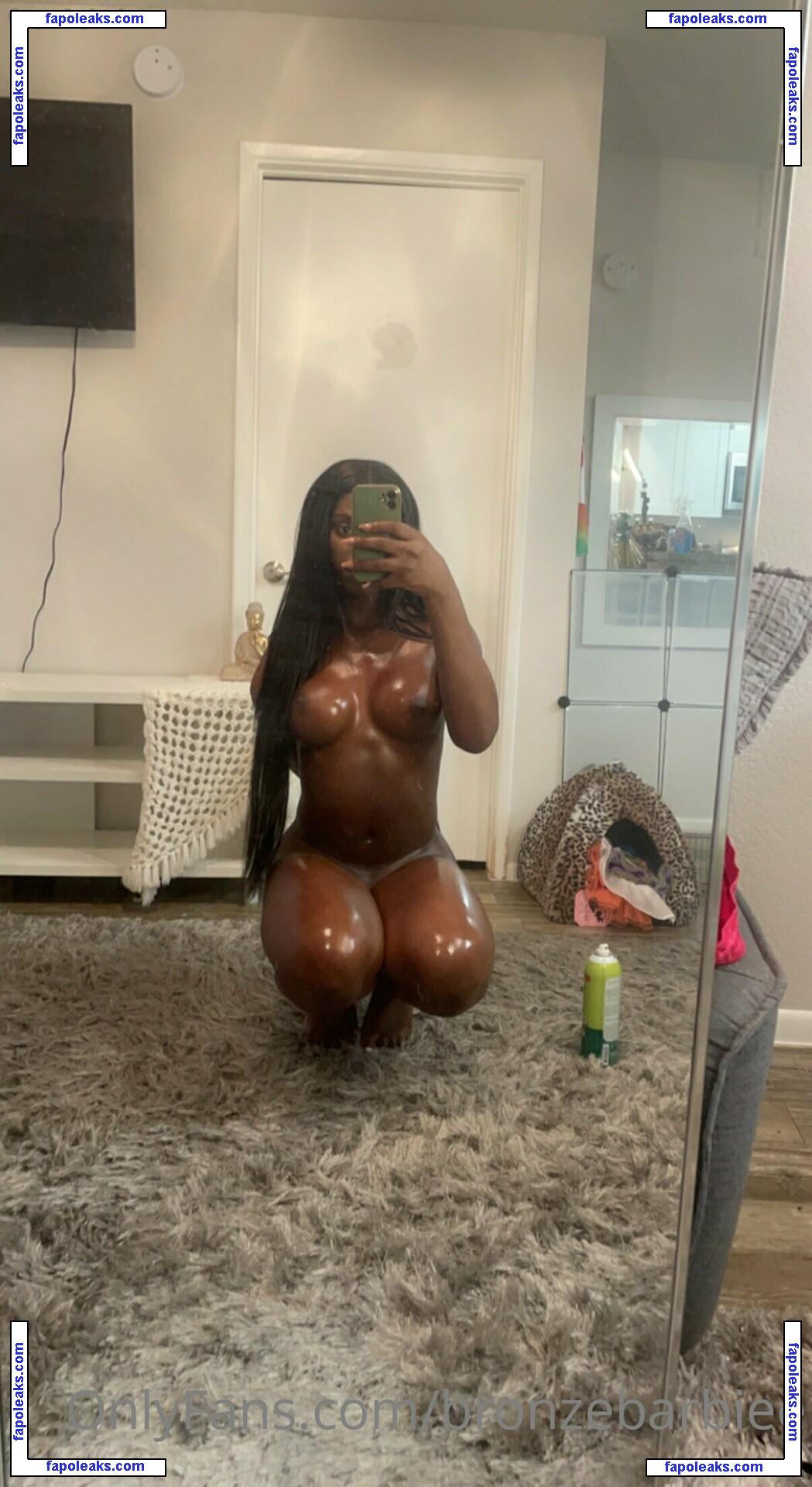 bronzebarbiee / bronze.barbiee nude photo #0030 from OnlyFans