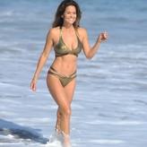 Brooke Burke nude #0412