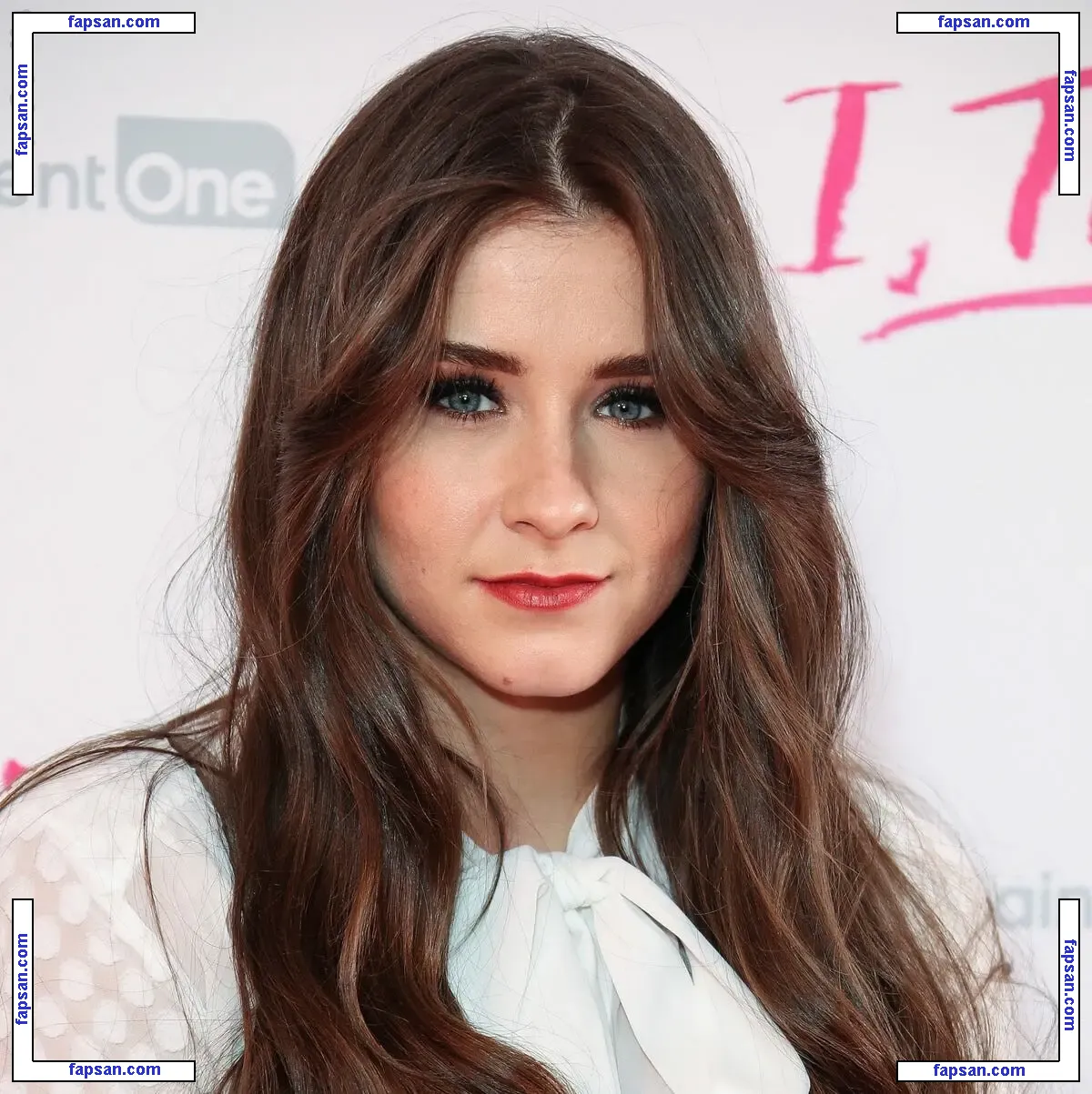 Brooke Vincent голая фото #0065 с Онлифанс