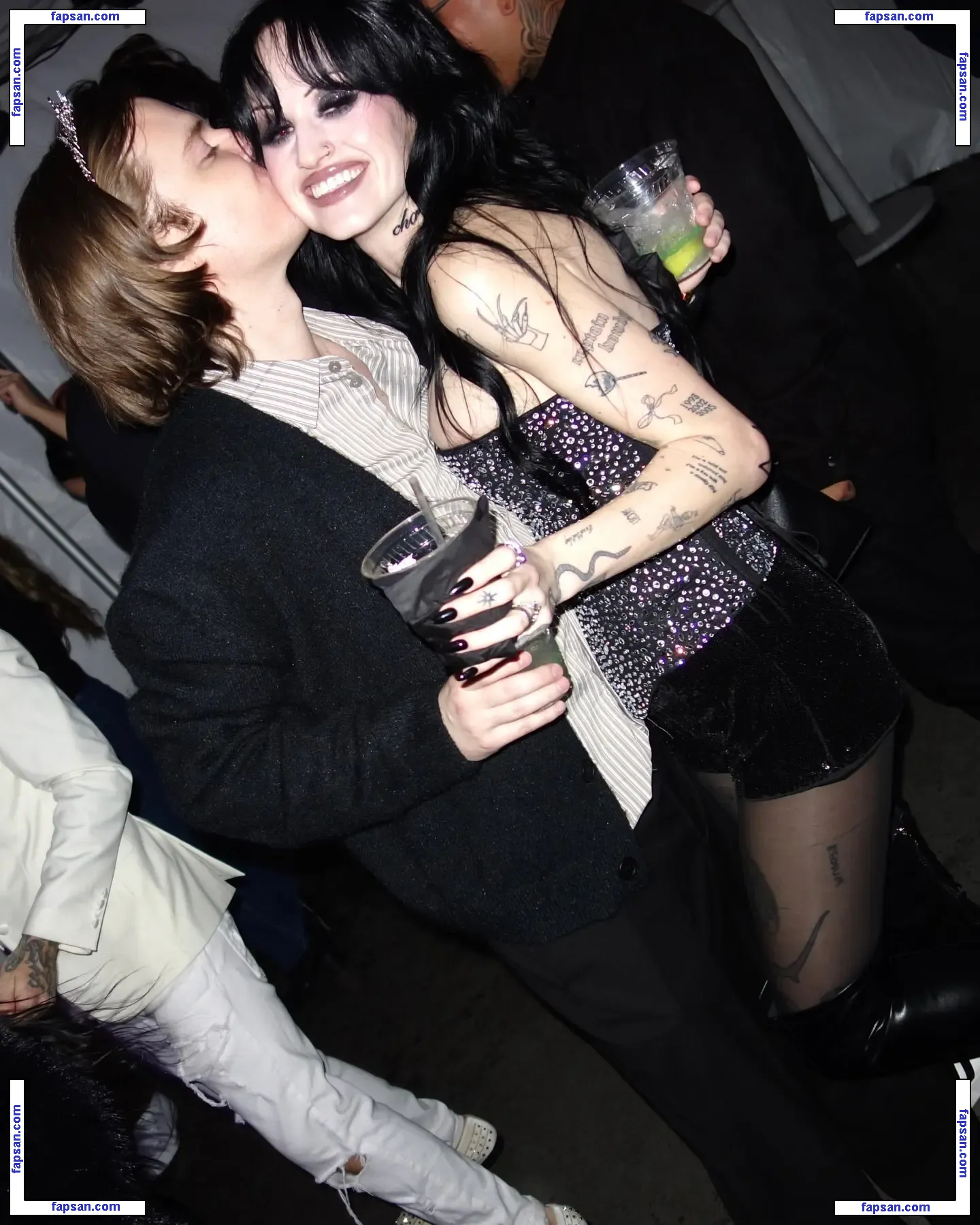 brookesharks голая фото #0007 с Онлифанс