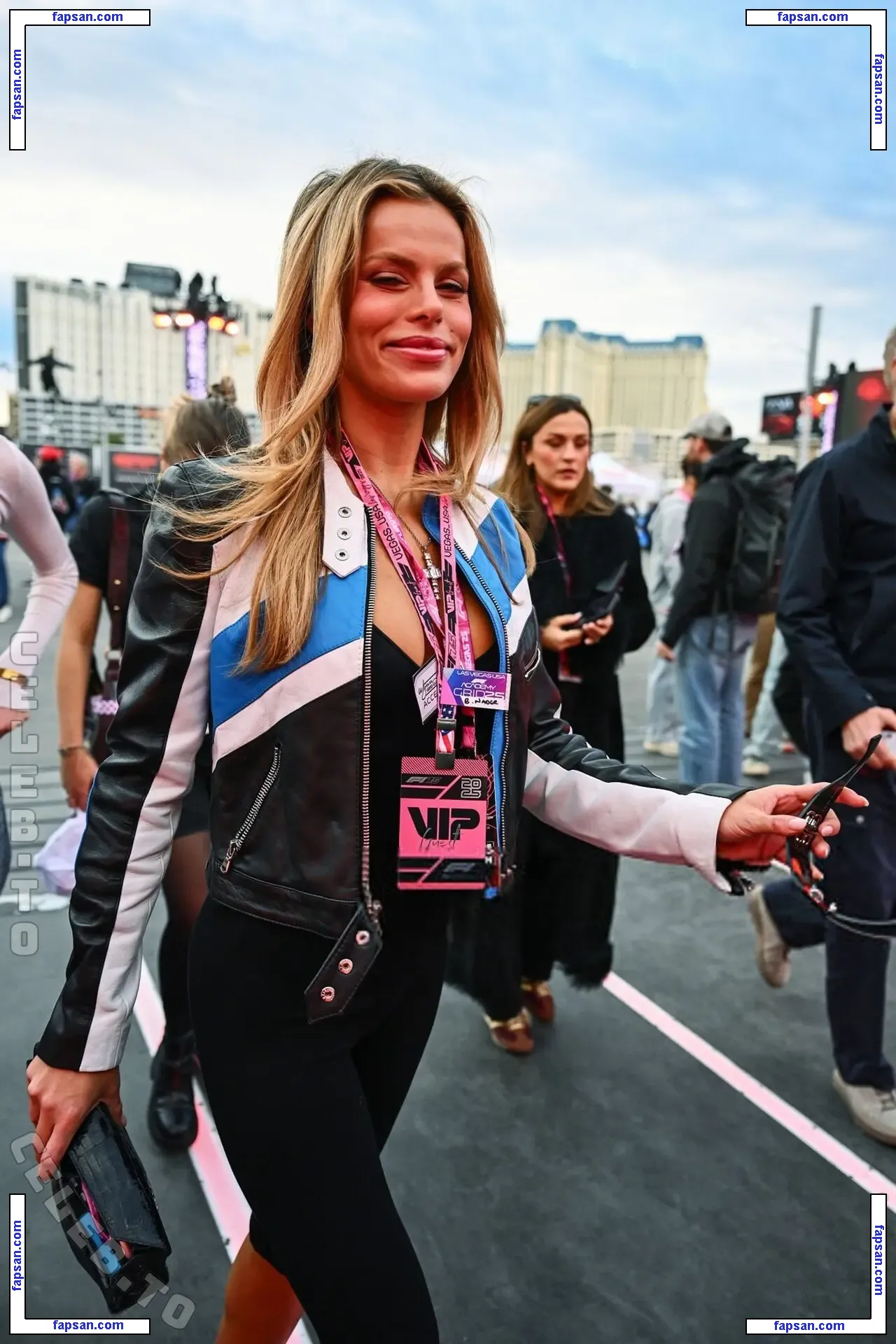 Brooks Nader голая фото #2375 с Онлифанс