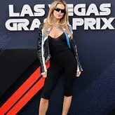 Brooks Nader голая #2346