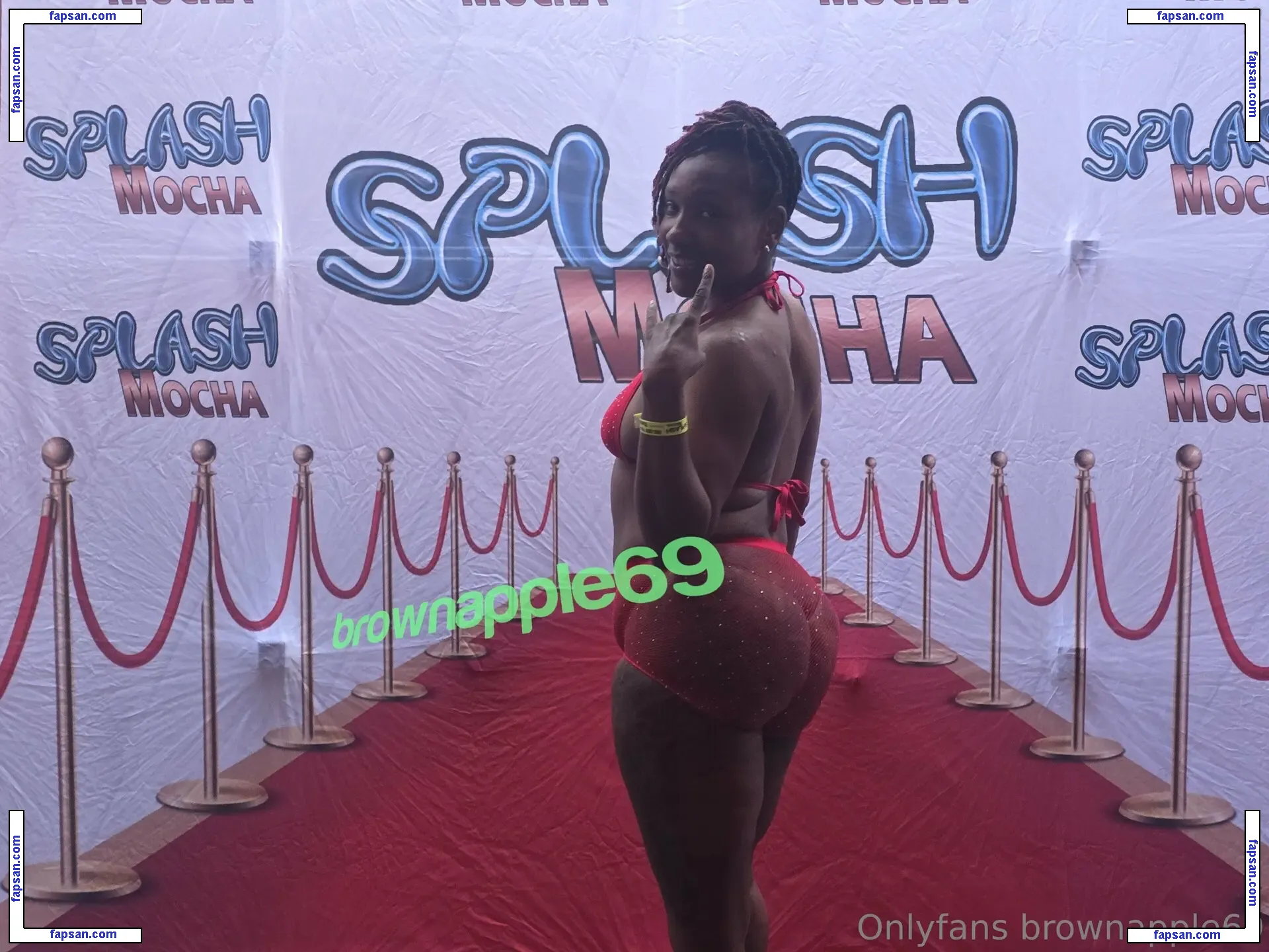 brownapple69 nude photo #0006 from OnlyFans