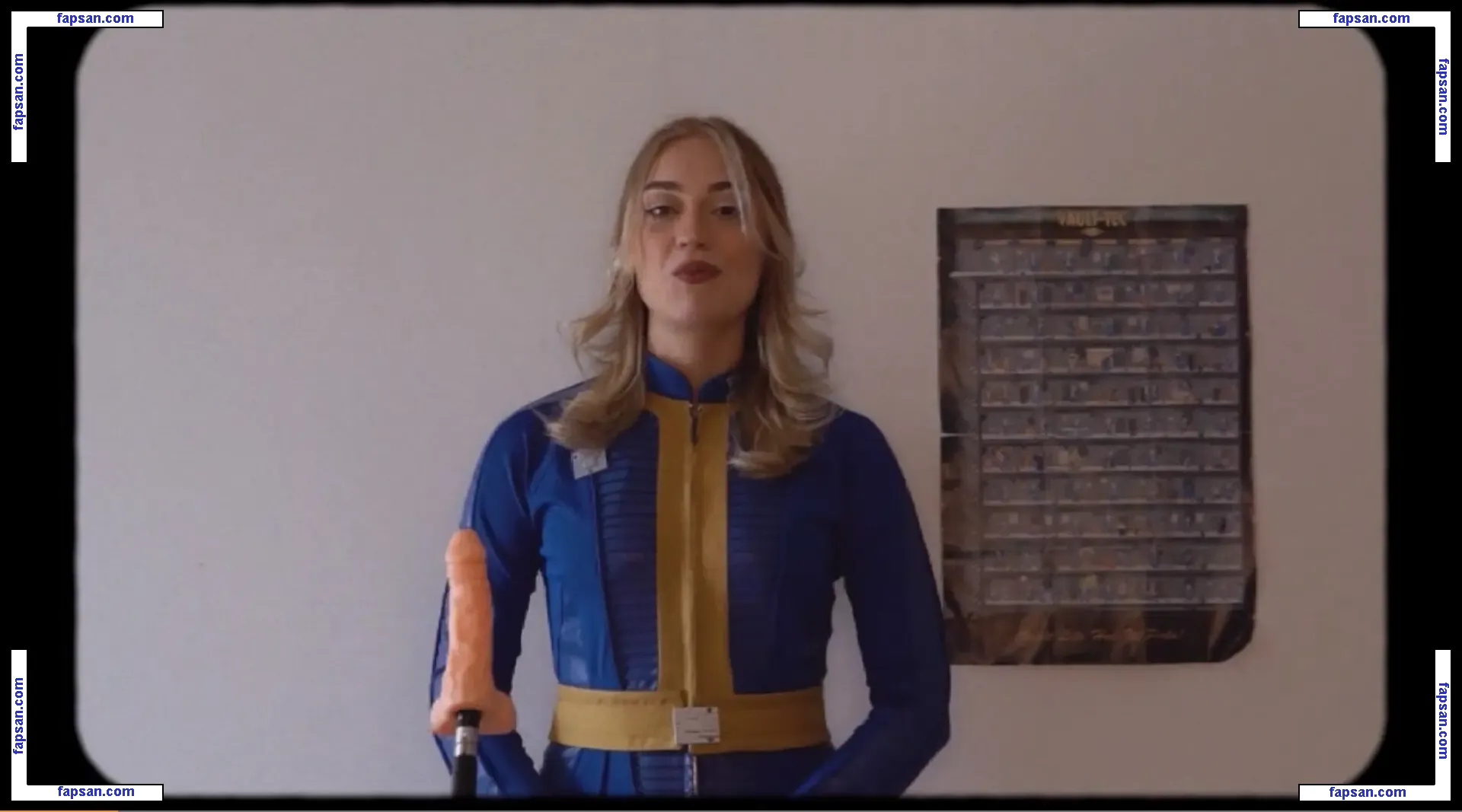 bruhrelia голая фото #0021 с Онлифанс