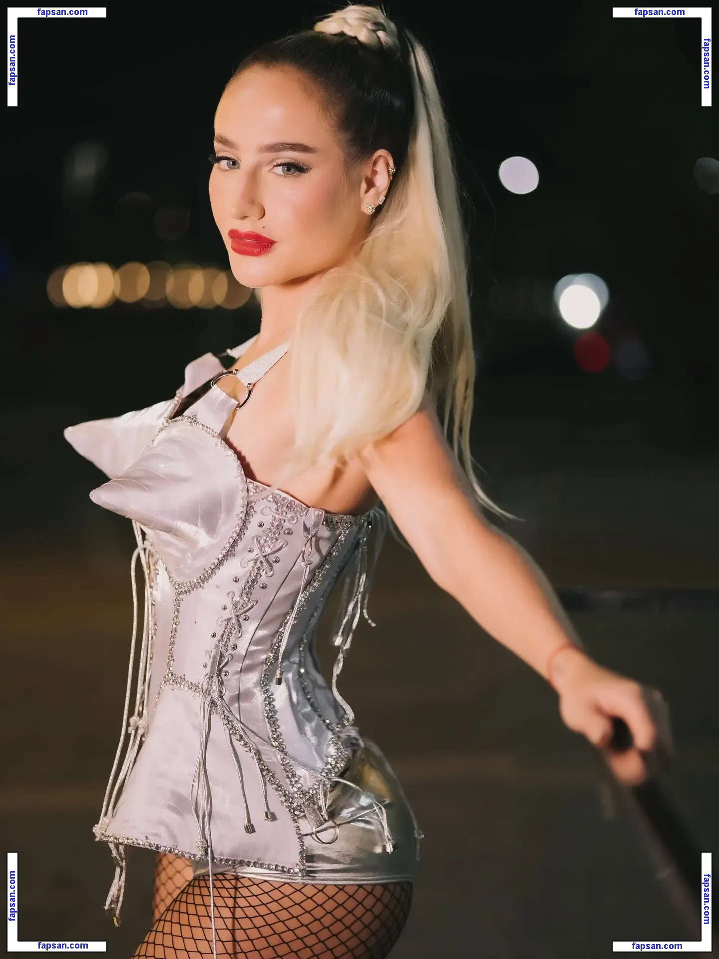 Bruna Griphao nude photo #0219 from OnlyFans